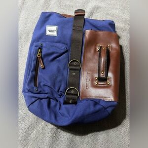 Anvanda blue and brown with extra straps